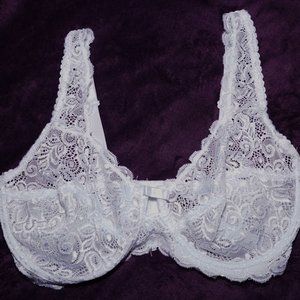 White lace bra 36D